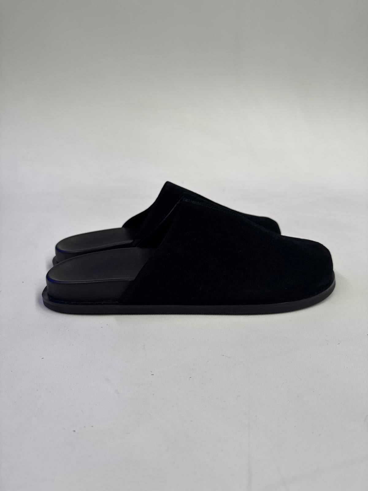 ST. AGNI Claudia Mule - Black