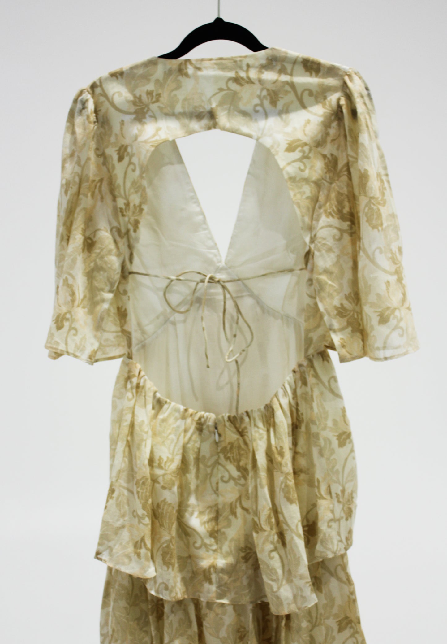 SIGNIFICANT OTHER Scarlett Maxi Dress - Almond Stencil Floral