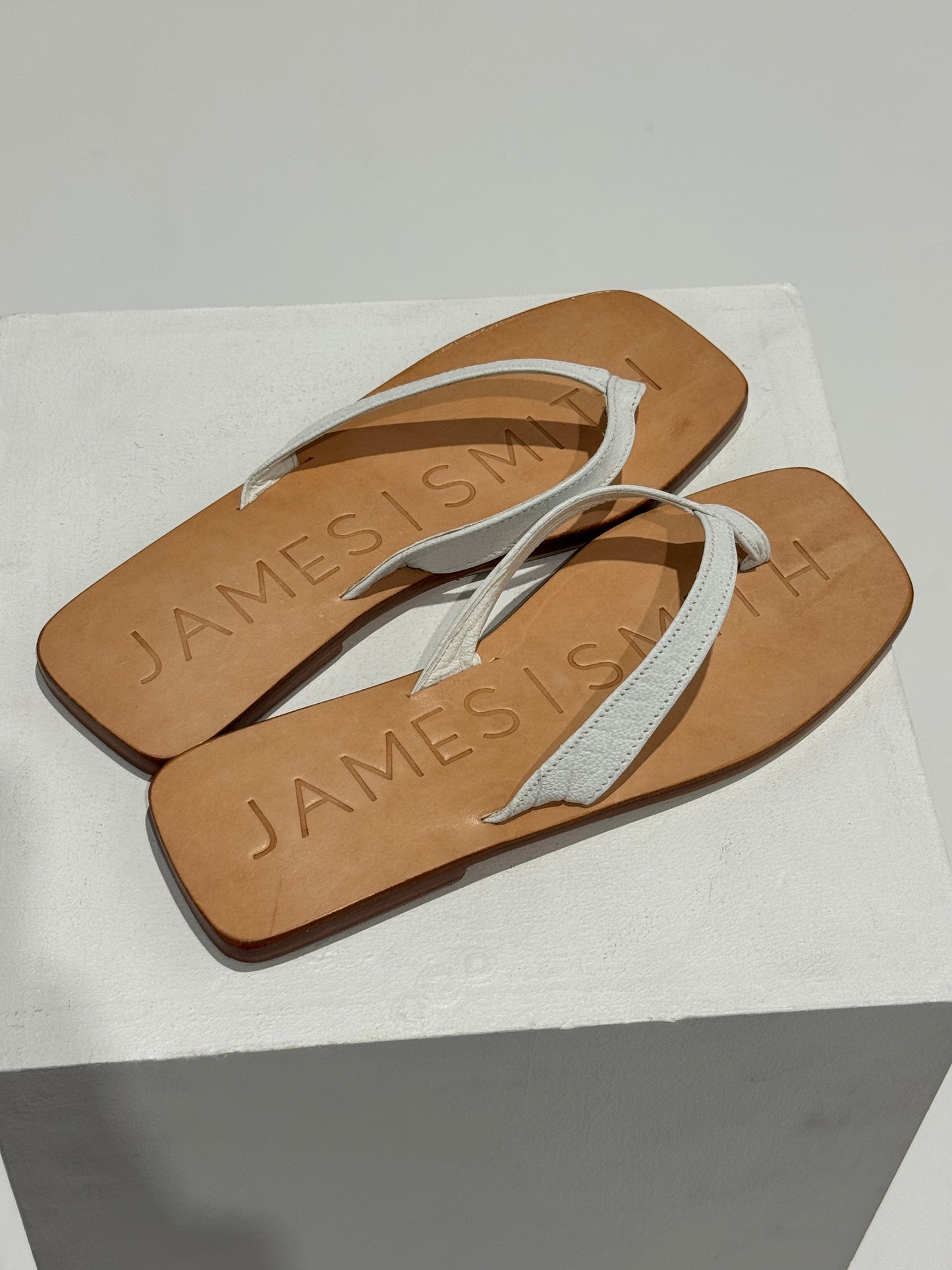 James Smith - Innamorata Slide White Croc Size: 8
