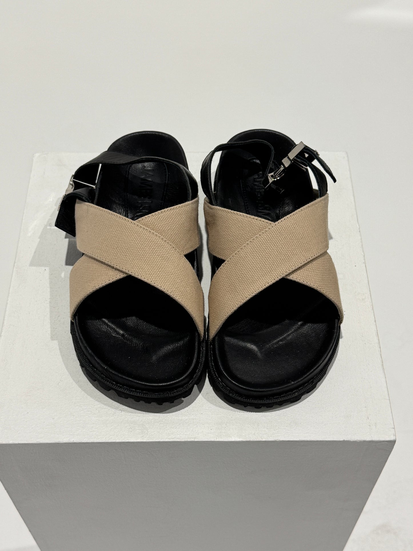 James Smith - Condotti Sandal Cream Canvas Size: 5