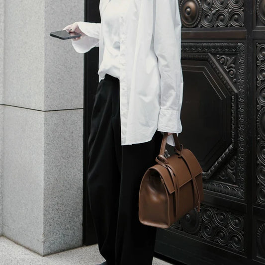 Bank leather walnut handbag