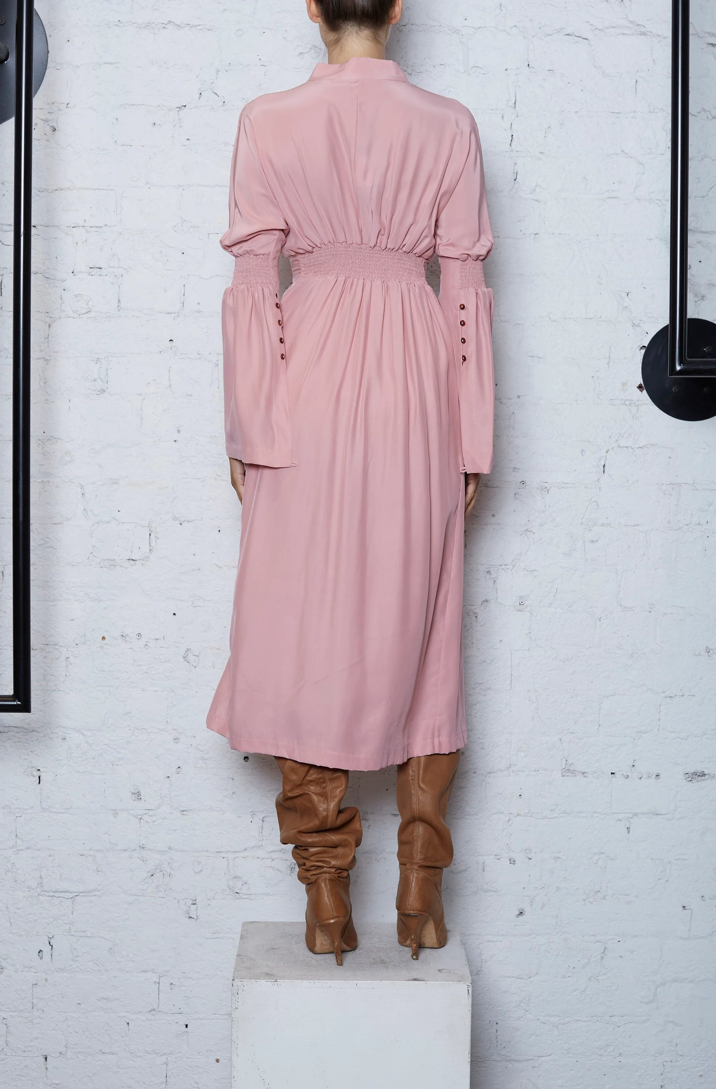 SHIRRED SHIRT DRESS - PINK