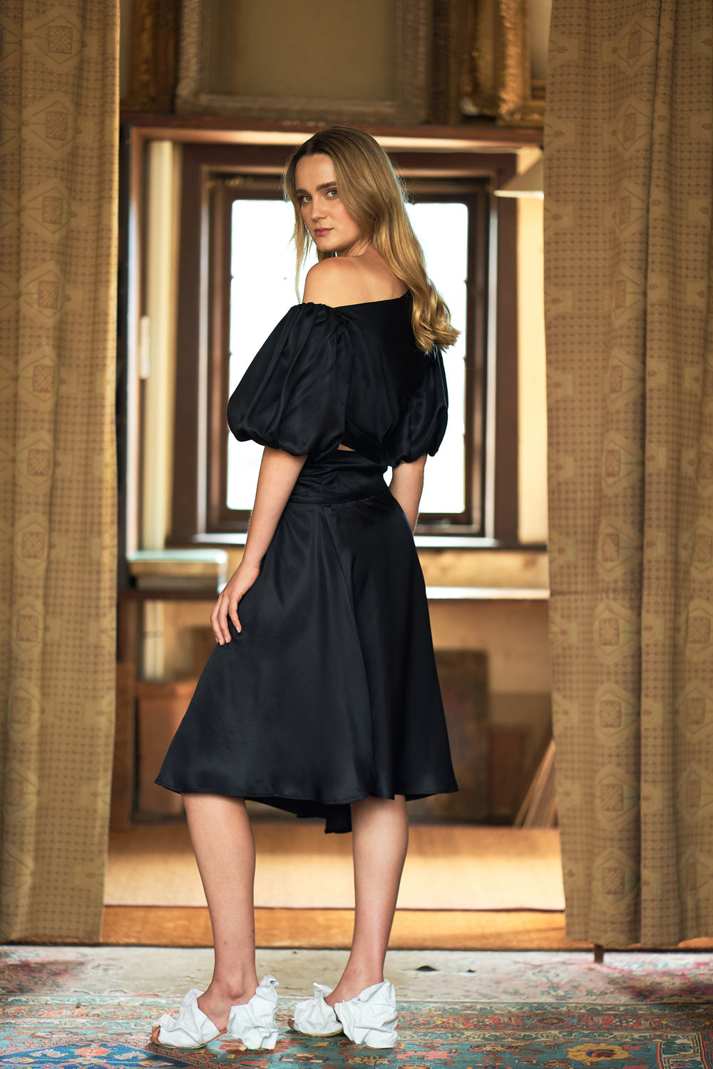 AUTARK - SILK OFF SHOULDER BLOUSE - BLACK