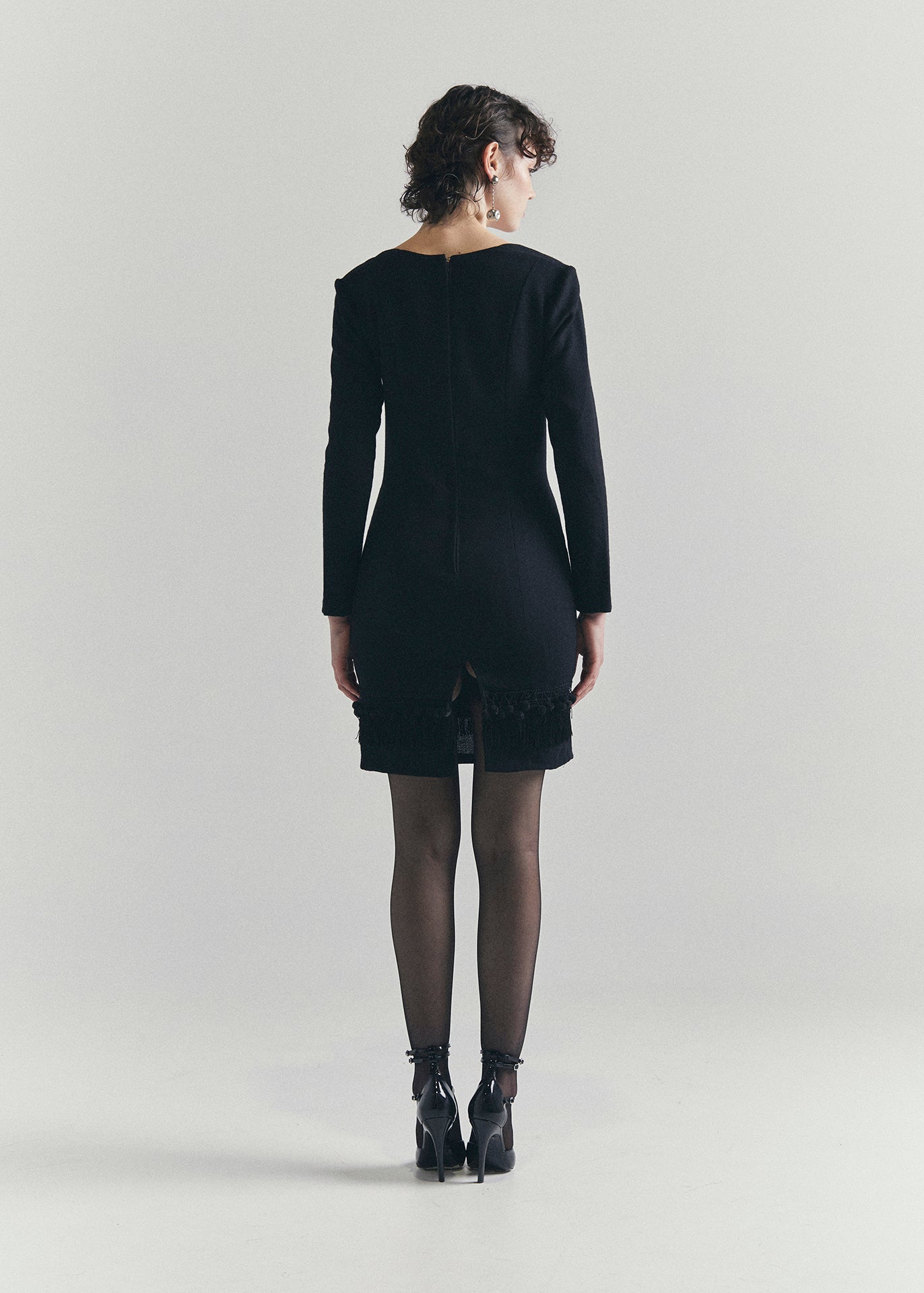 RECIETY - VINTAGE TASSLE LONG SLEEVE DRESS - BLACK