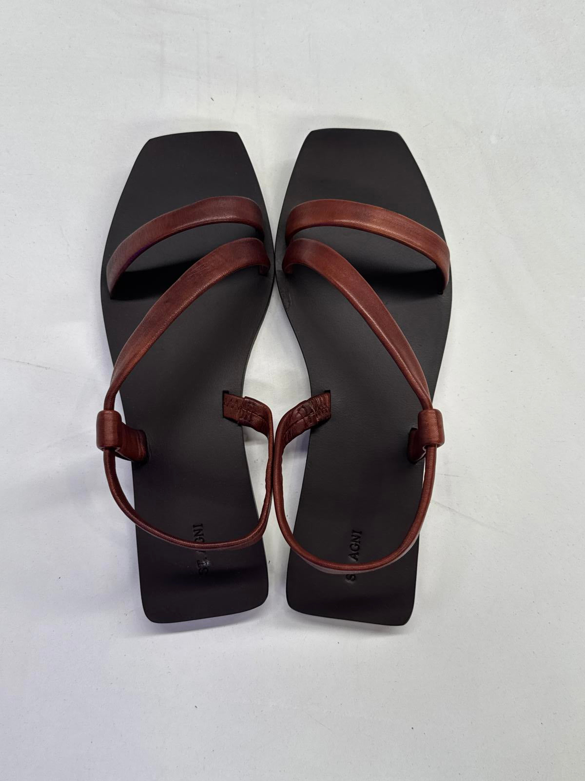 ST. AGNI Twist Strap Slide - Antique Tan