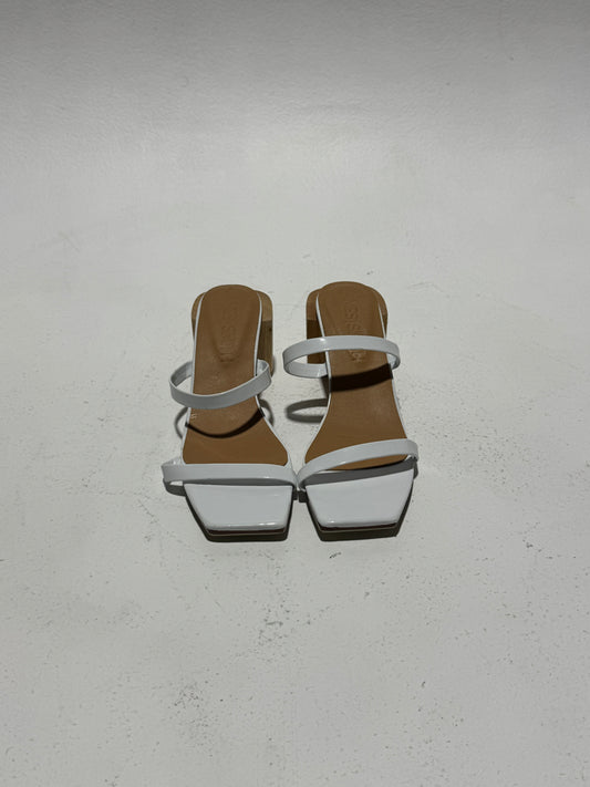 James Smith - Sirenuse Strap Sandal White Patent Size: 6