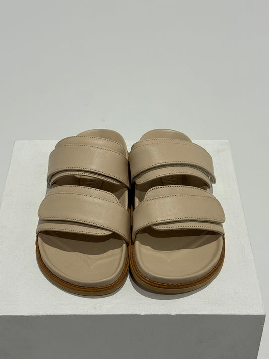 James Smith - Izano Slide Nude Size: 5