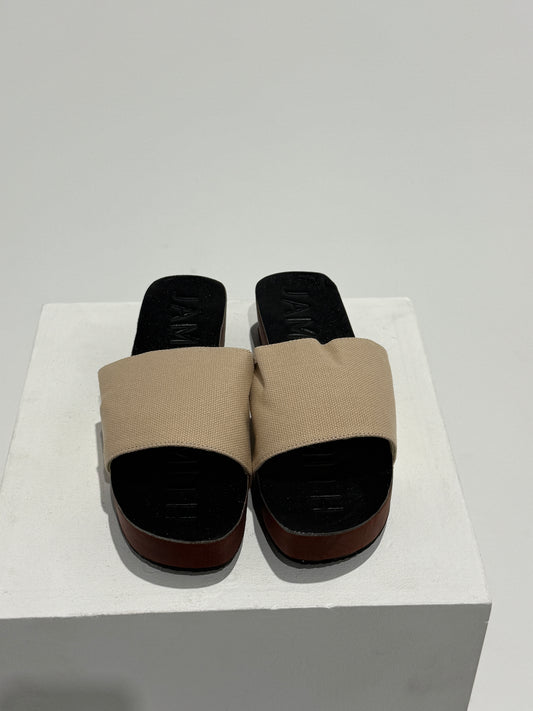 James Smith - Como Slip On Cream Canvas Size: 6
