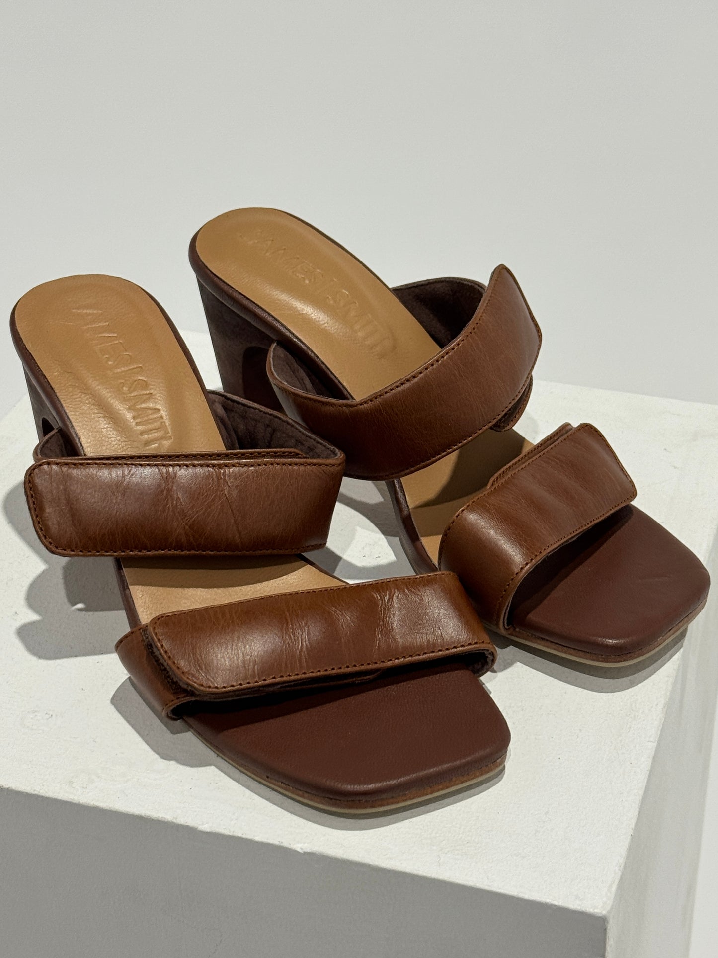 James Smith - Izano Heel Vintage Brown Size: 6
