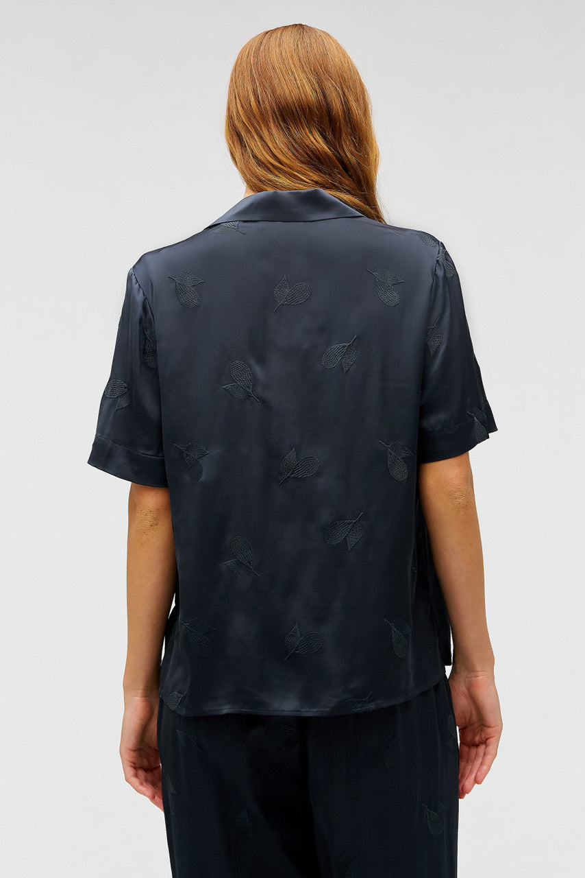 EMBROIDERED LEAF SS CAMP SHIRT
