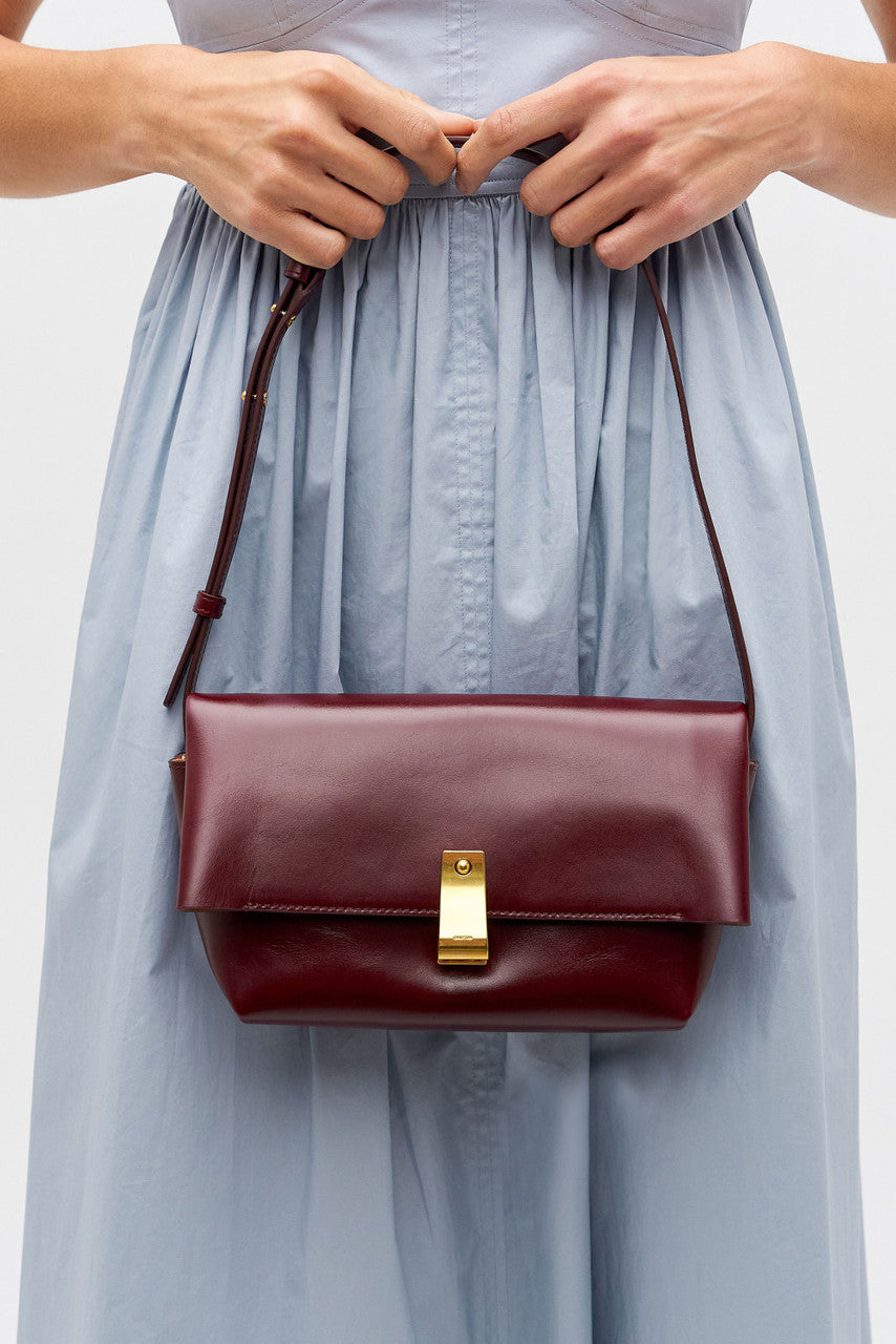 Etta Medium Clutch - Currant