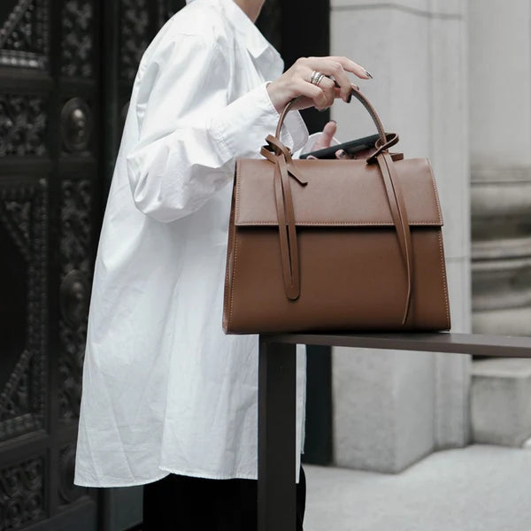 Bank leather walnut handbag